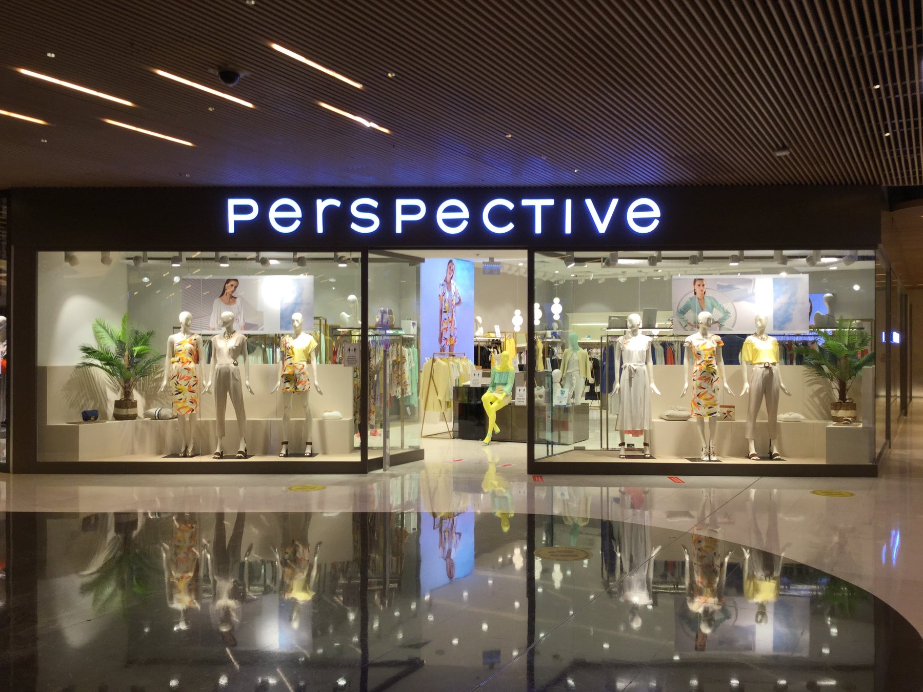 Perspective Shop Image